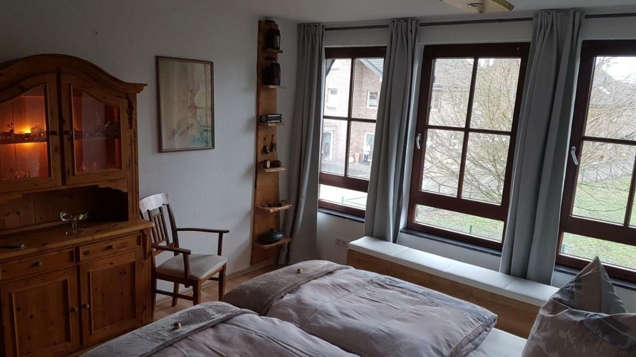 Muehlenberger Ponyhof Appartement Duisburg Buitenkant foto