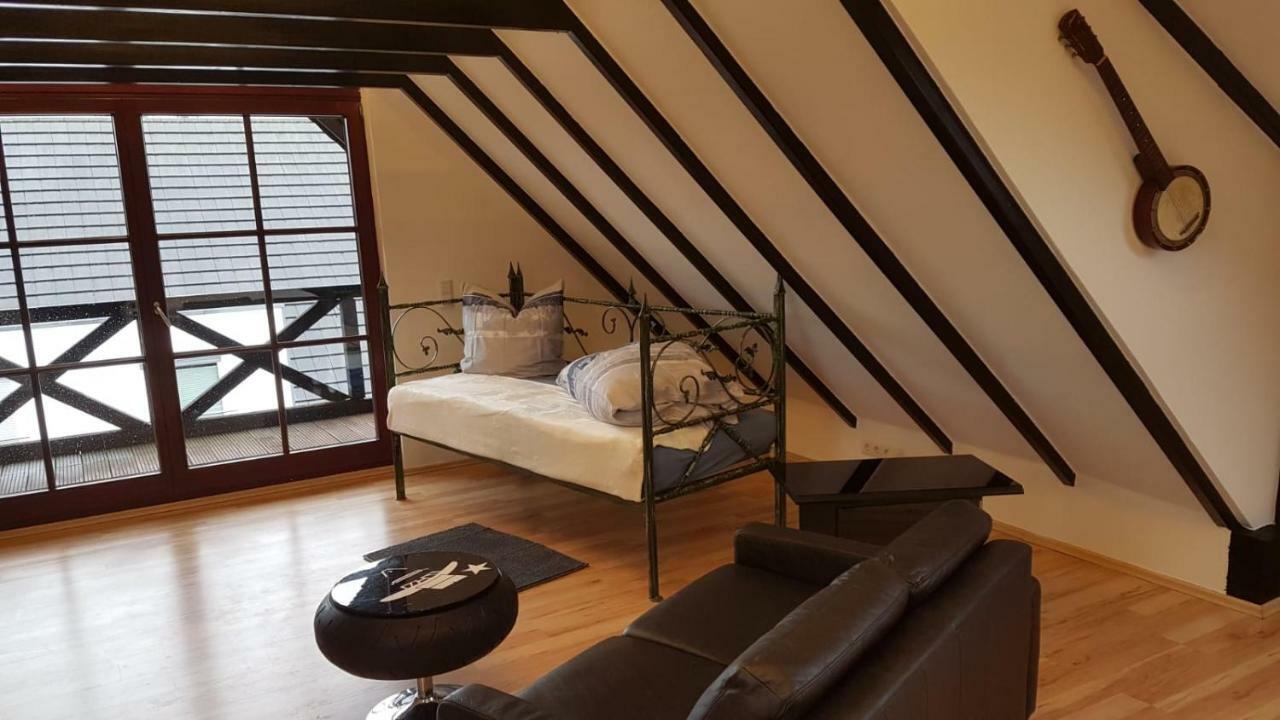 Muehlenberger Ponyhof Appartement Duisburg Buitenkant foto